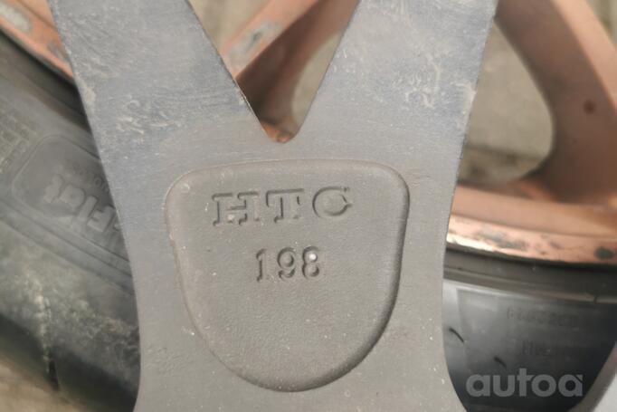 HTC198, aliaj ușor
