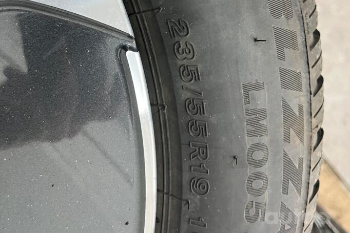 VW, aliaj ușor