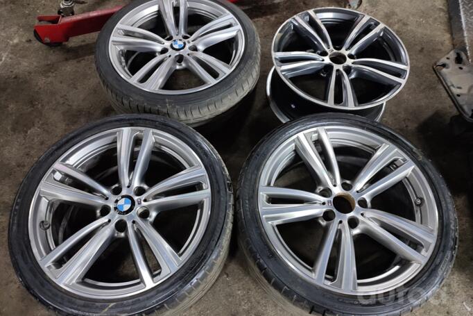 Bmw, light alloy