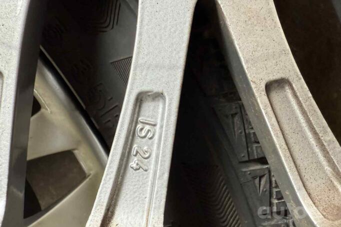 Bmw, light alloy