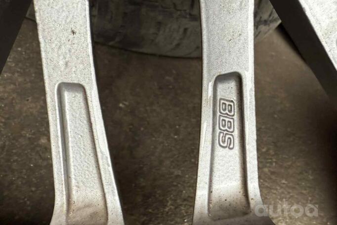 Bmw, light alloy