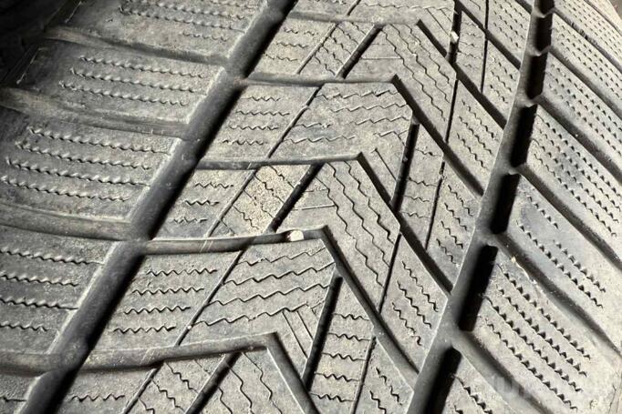 Bmw, light alloy
