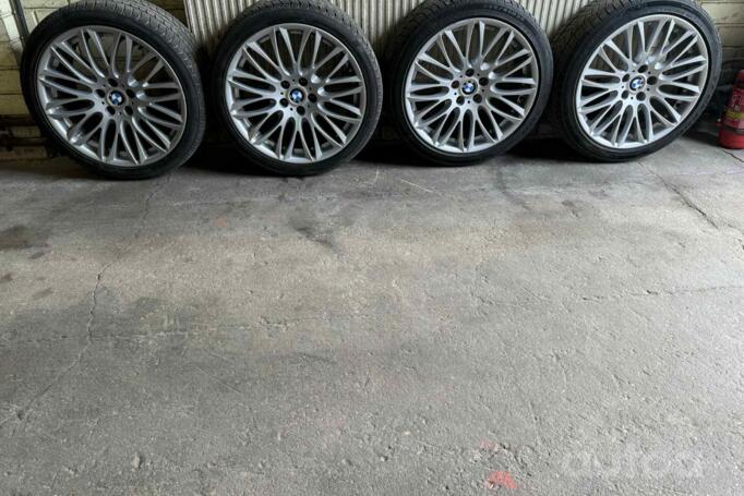 Bmw, light alloy