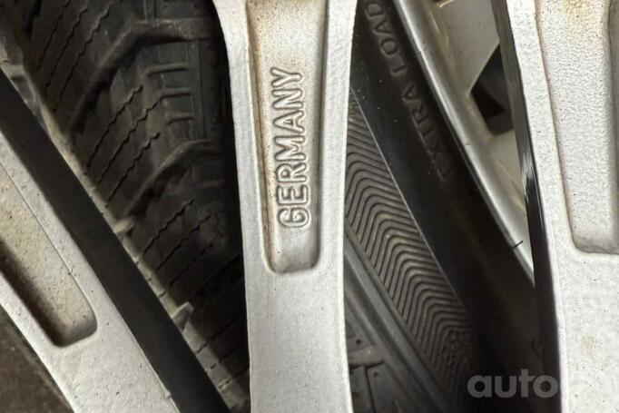 Bmw, light alloy