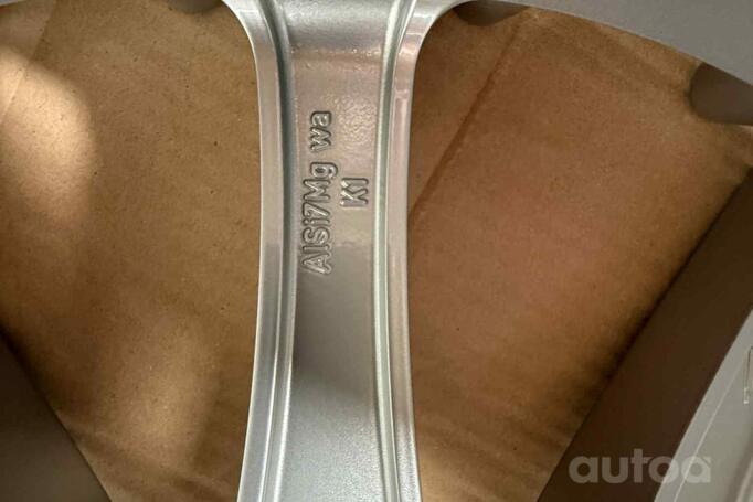 Bmw, light alloy