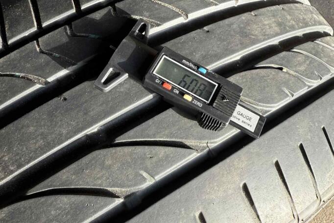 Bmw, light alloy