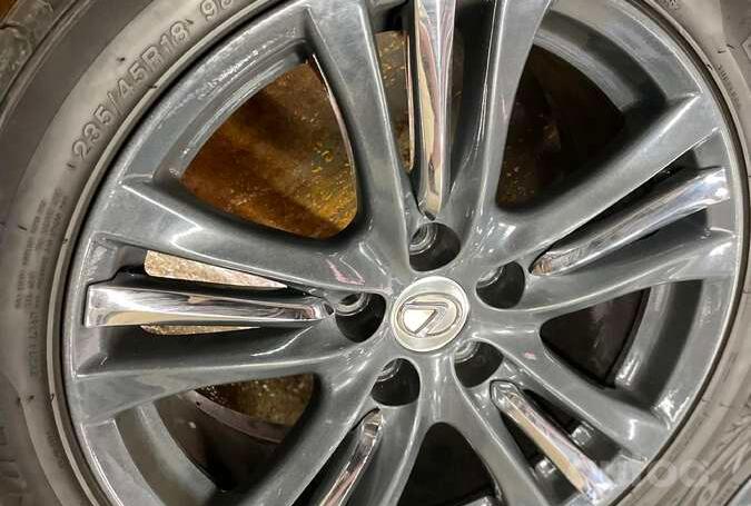 Lexus, Легкого сплава