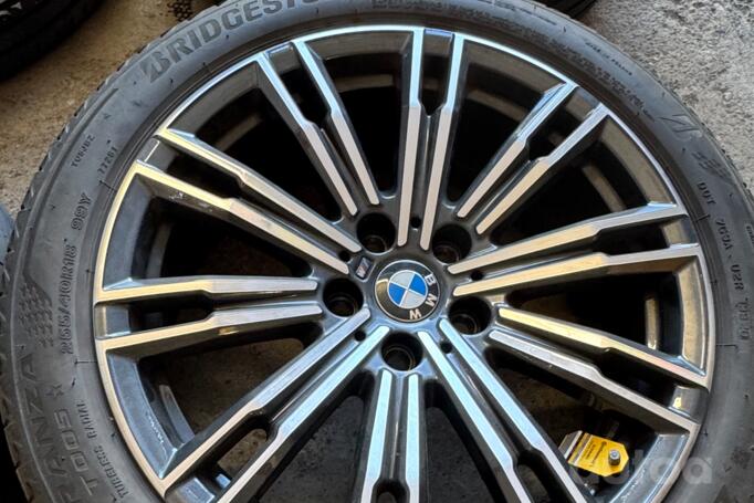 Bmw, light alloy