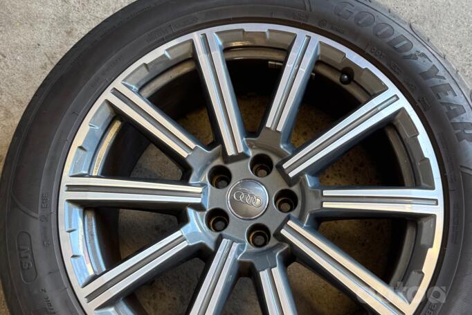 Audi, light alloy