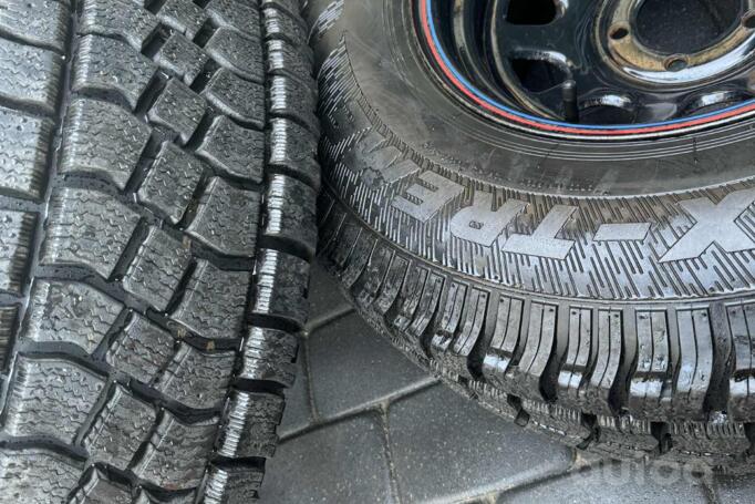 Alte, oțel ștanțat