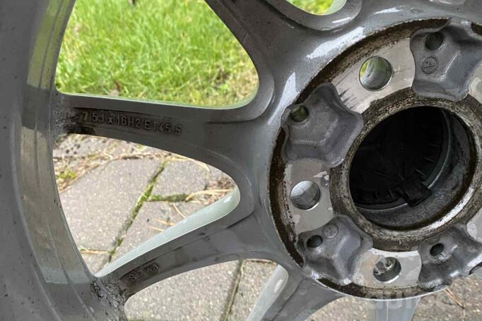 Mercedes - Benz, aliaj ușor