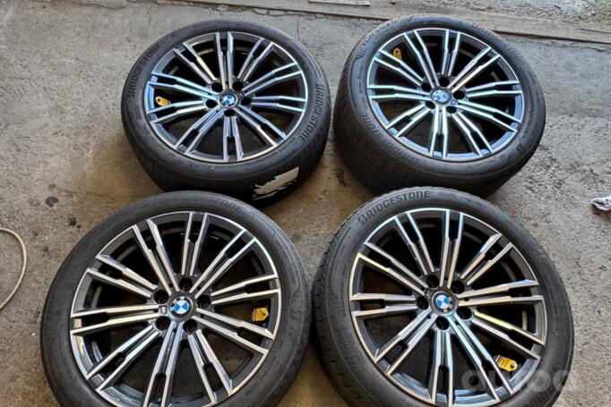 Bmw, light alloy