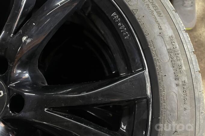 Carmani, aliaj ușor