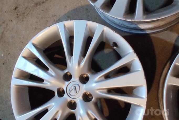 Lexus, light alloy