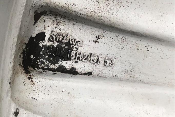 Mersedes, aliaj ușor