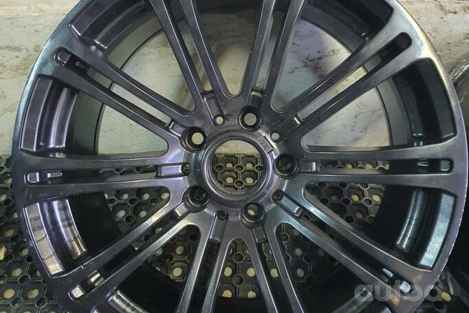 Bmw, light alloy