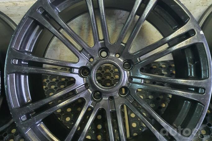Bmw, light alloy