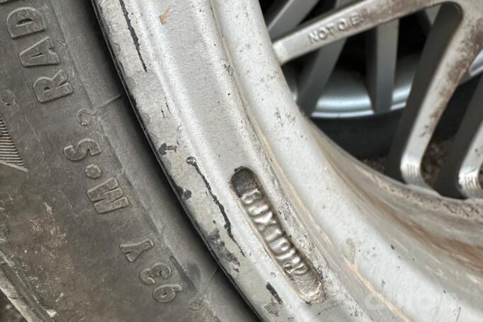 Audi, oțel ștanțat