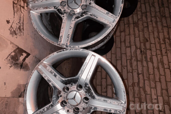 Mercedes, light alloy