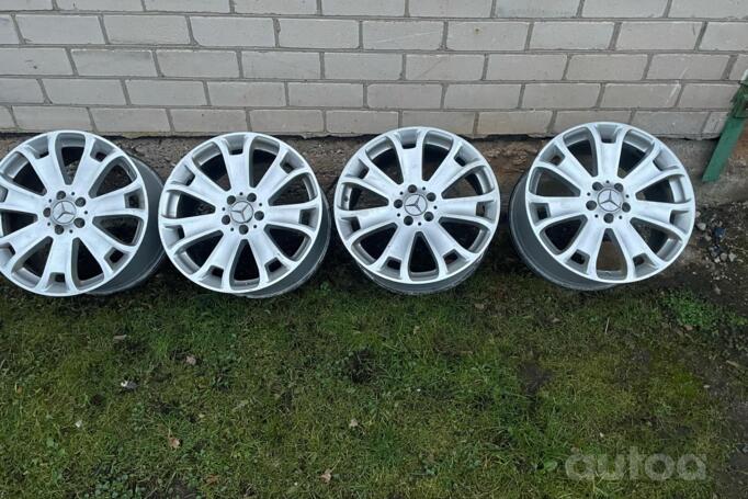 Mercedes, light alloy