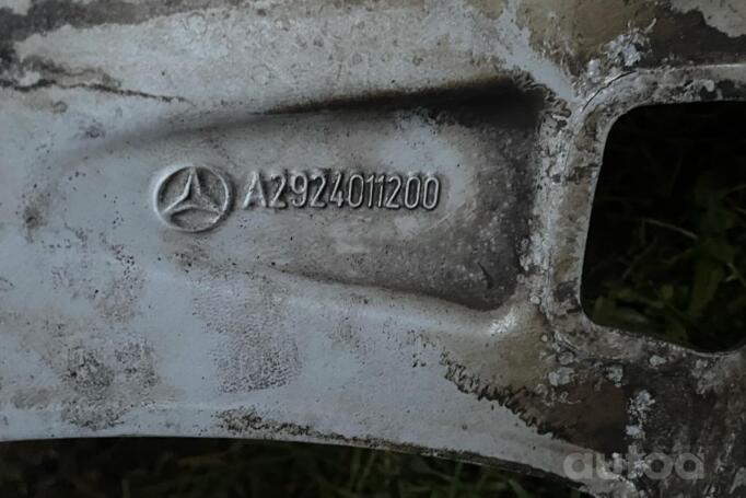 Mercedes, light alloy