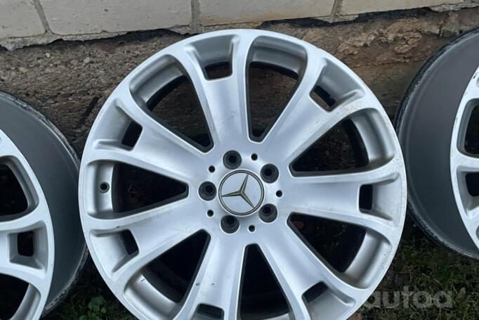 Mercedes, light alloy