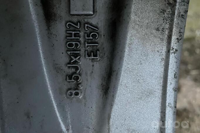 Mercedes, light alloy