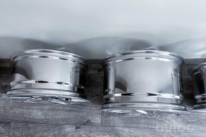 Brixton, light alloy