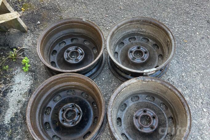 Alte, oțel ștanțat