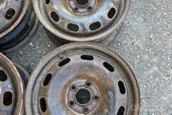 Alte, oțel ștanțat