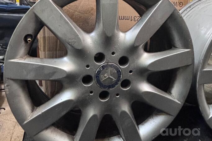 Mercedes, aliaj ușor