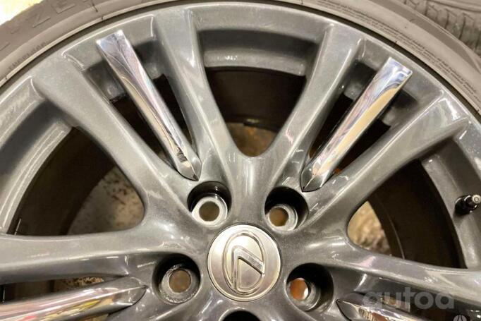 Lexus, light alloy