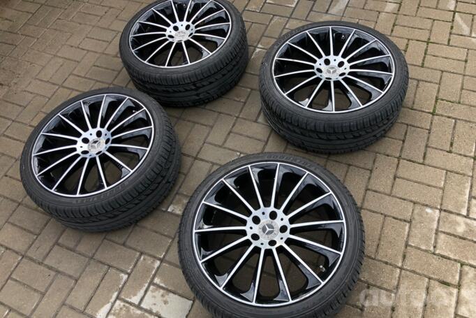 Mercedes Benz, light alloy