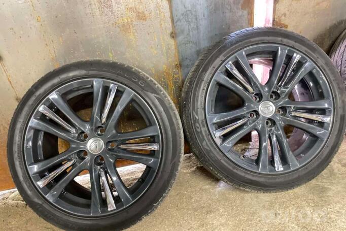 Lexus, Легкого сплава