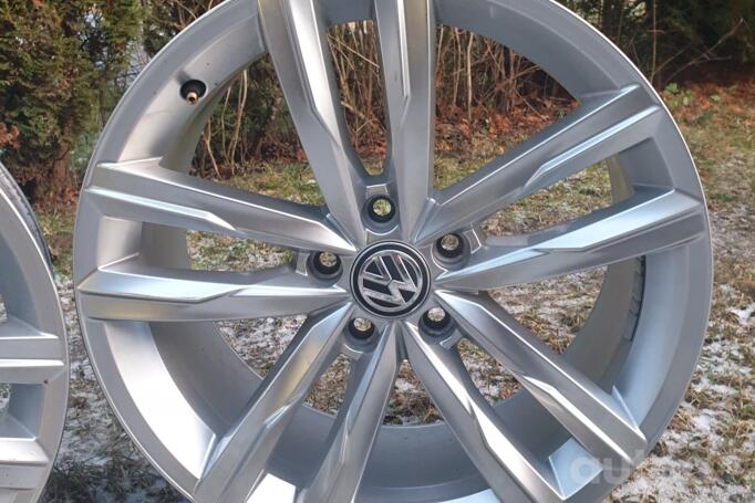 Britania, Легкого сплава