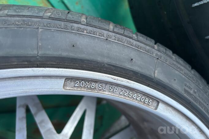 Veemann, Легкого сплава