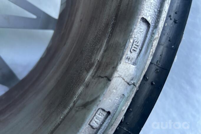 Veemann, Легкого сплава