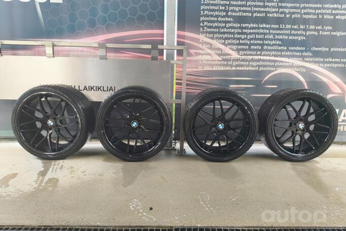 Concave, light alloy