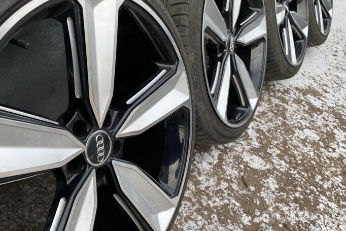 Audi, light alloy