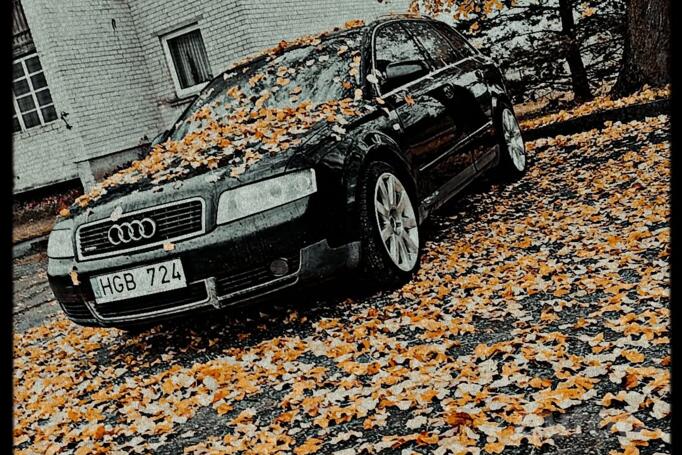 Made in Italy NOT ORIGINAL EQUIPMENT”, aliaj ușor