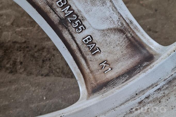 Bmw, light alloy