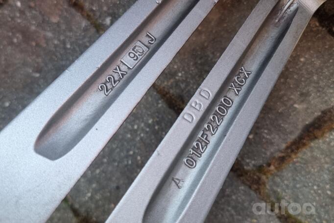 Lorenzo, light alloy