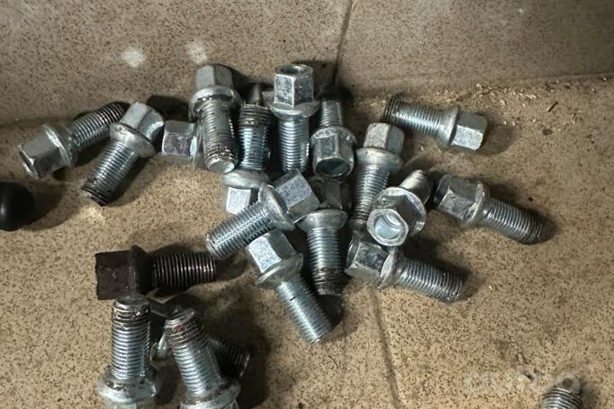 Mercedes, light alloy