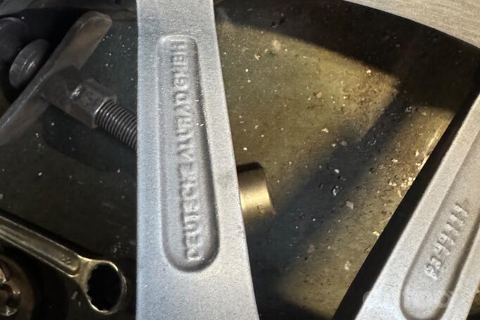 R3, Легкого сплава