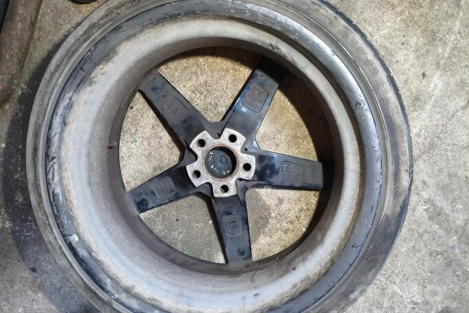 Mb Desing, aliaj ușor