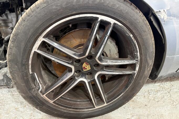 Porsche, aliaj ușor