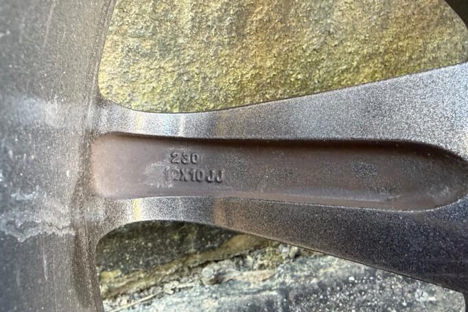 Japan Racing, aliaj ușor