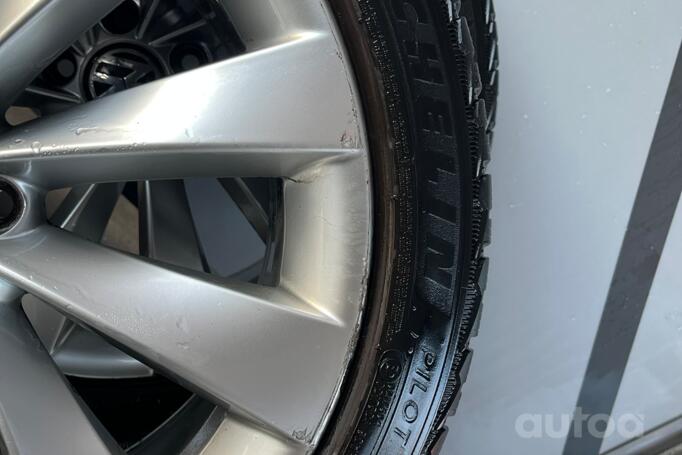 Mallory Turbine, aliaj ușor