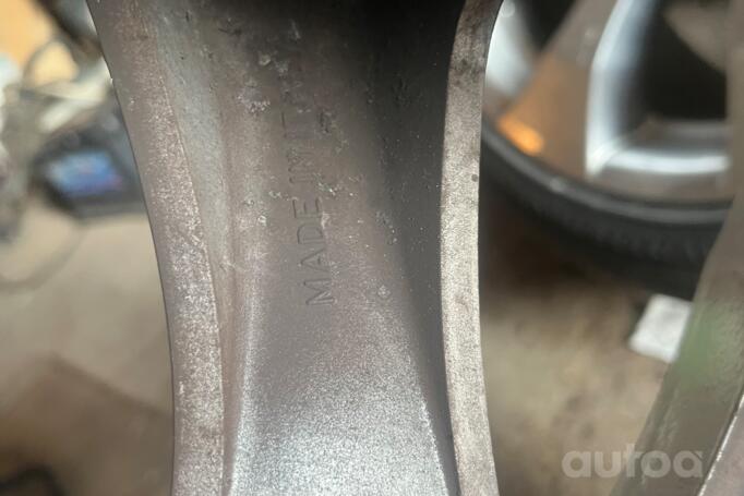 Mercedes, Легкого сплава