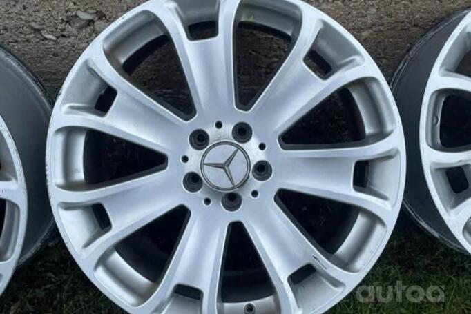 Mercedes, aliaj ușor